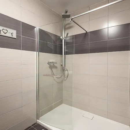 The Place 2 Beer Apartment